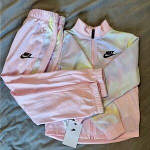 NWT Nike Girls Pastel Tie-Dye Tracksuit